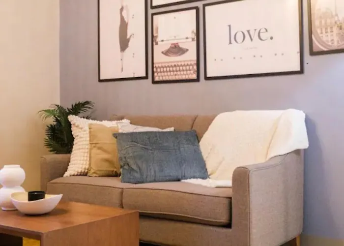 Solstice At Bgc- Modern & Stylish 1br In Uptown Bgc Aparthotel