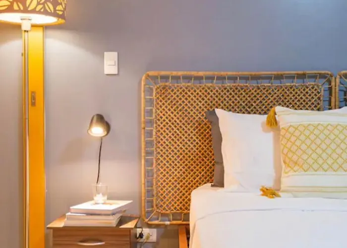 Aparthotel Solstice At Bgc- Modern & Stylish 1br In Uptown Bgc Manila