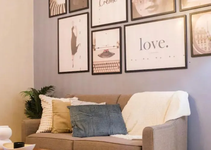 Solstice At Bgc- Modern & Stylish 1br In Uptown Bgc 4*