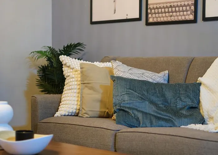 Aparthotel Solstice At Bgc- Modern & Stylish 1br In Uptown Bgc