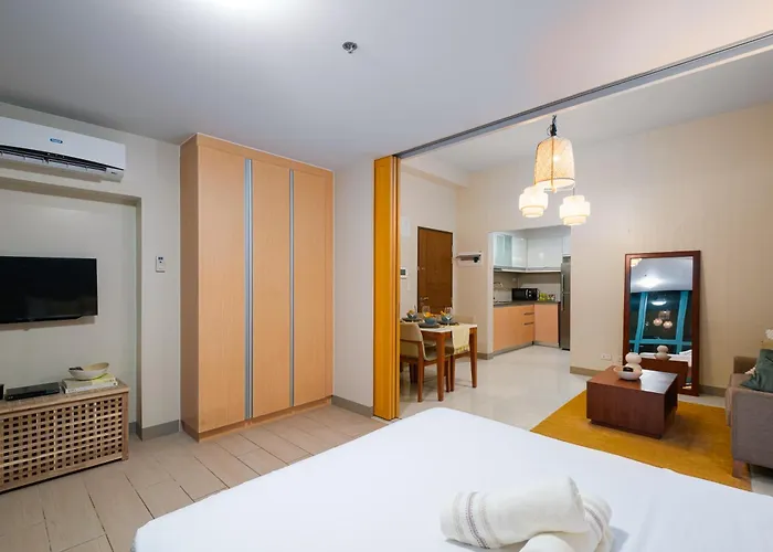 Aparthotel Solstice At Bgc- Modern & Stylish 1br In Uptown Bgc